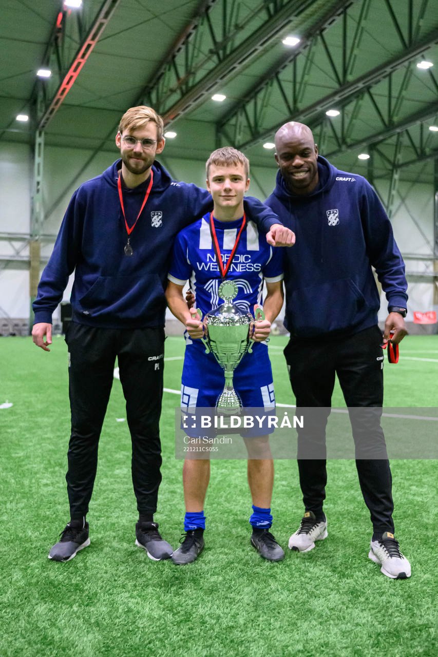 IFK Göteborgs tränare Johan Karlsson, Noa Linden och