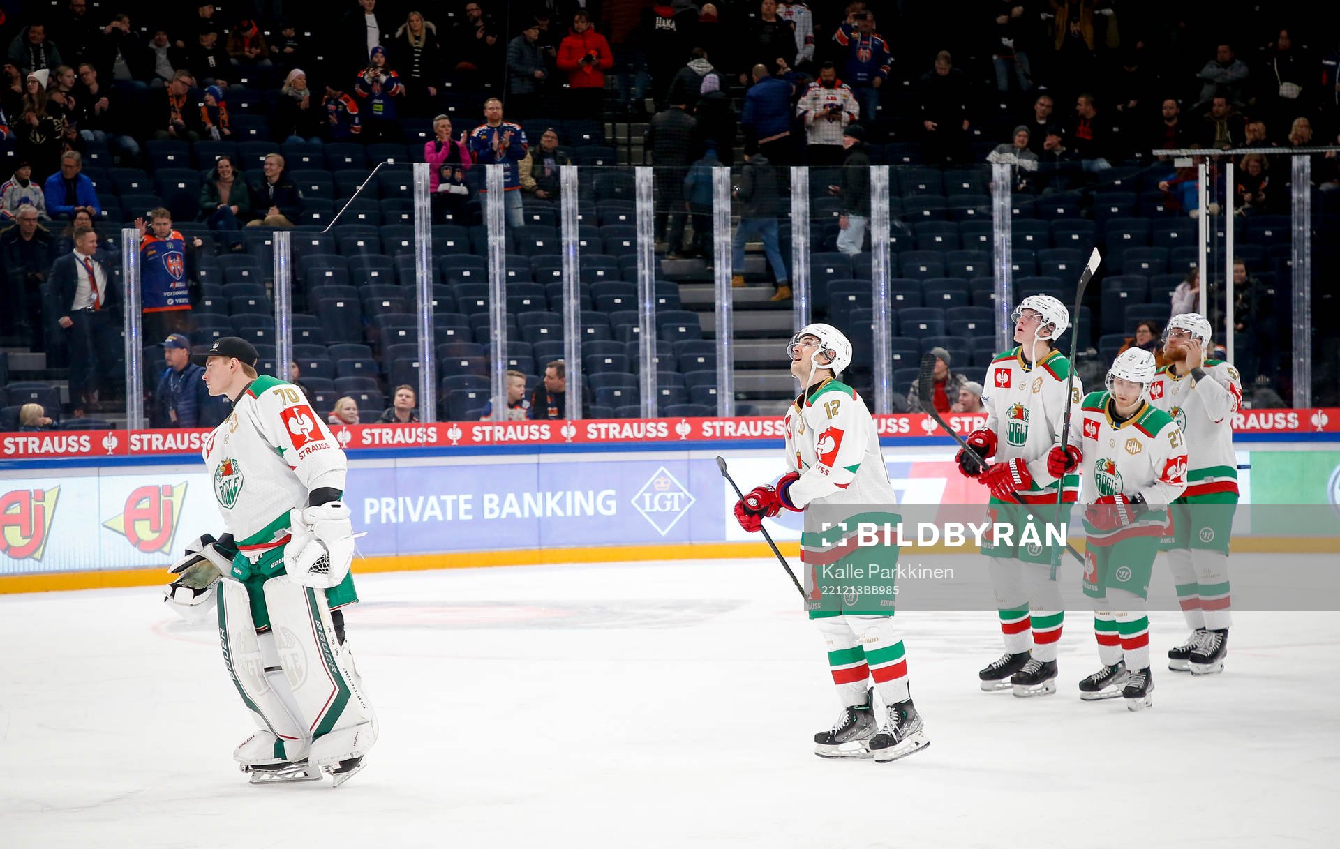 Players of Rögle looks dejected