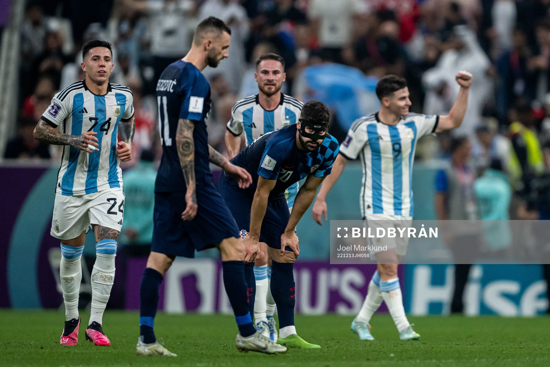 Josko Gvardiol of Croatia looks dejected