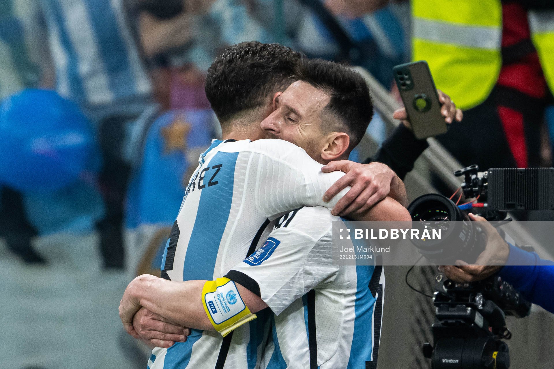 Julian Alvarez and Lionel Messi of Argentina celebrate the