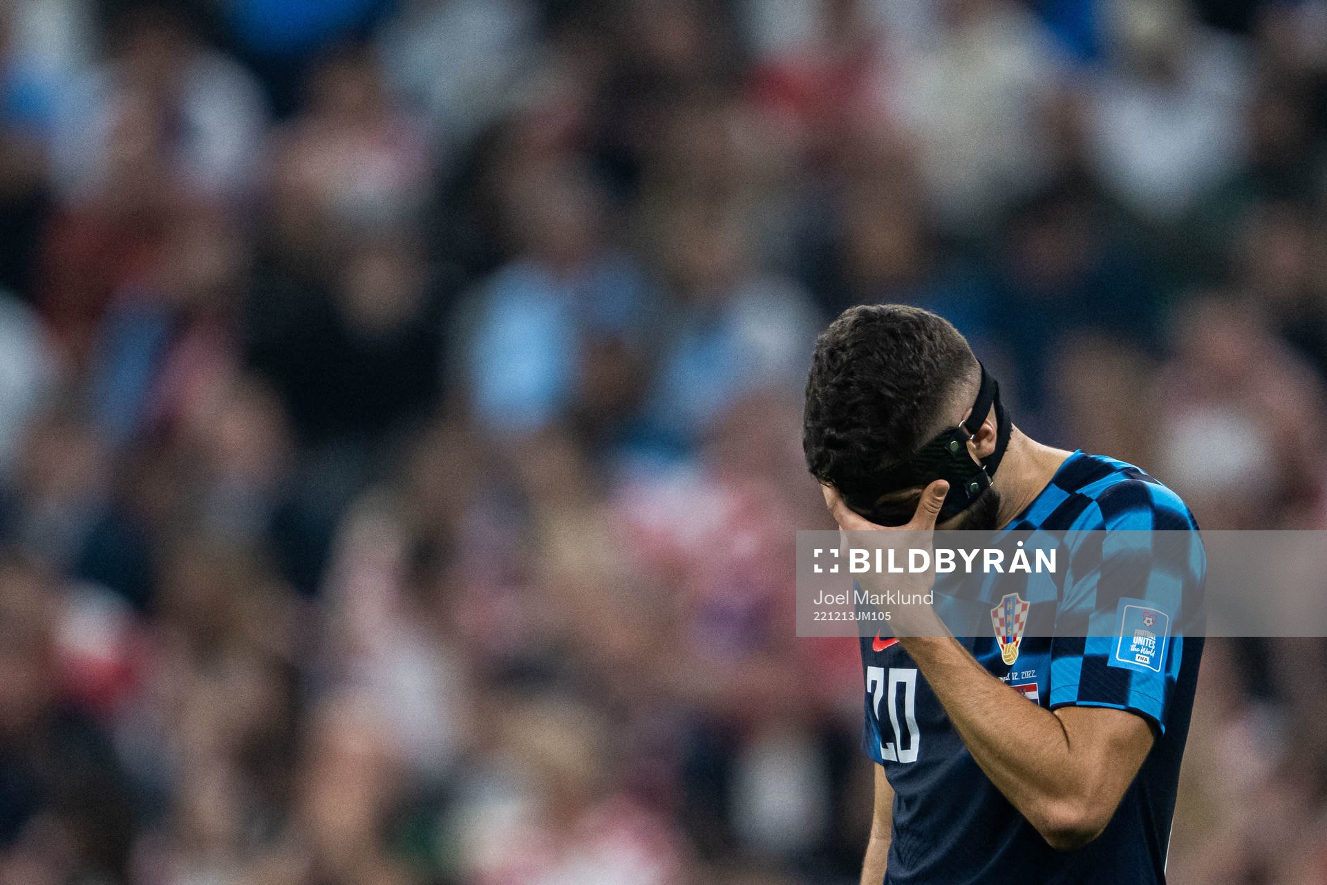 Josko Gvardiol of Croatia looks dejected