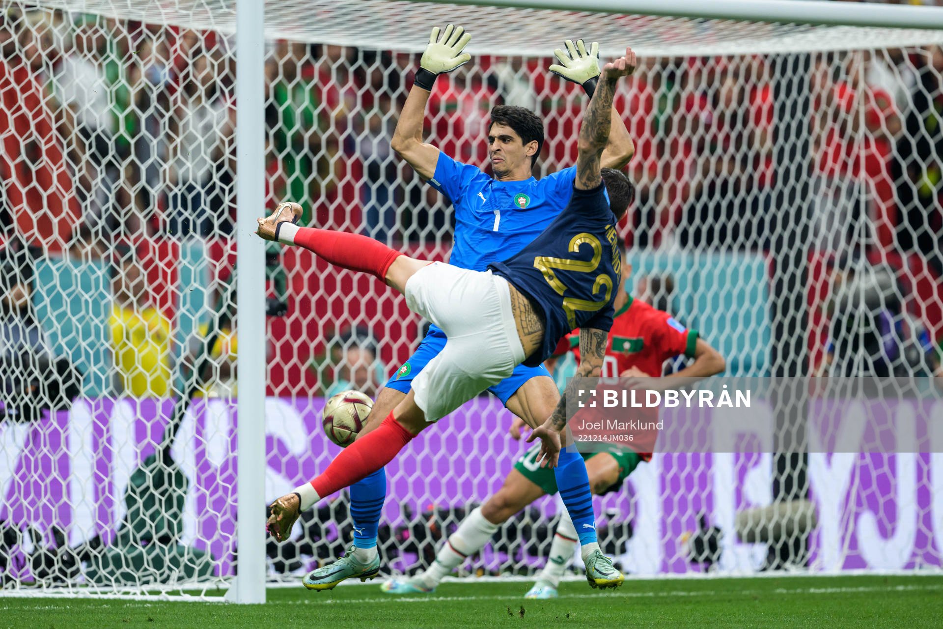 Theo Hernandez of France scores 1-0
