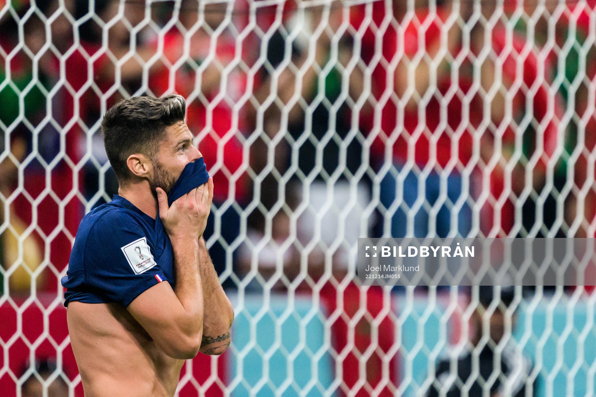 Olivier Giroud of France looks dejected