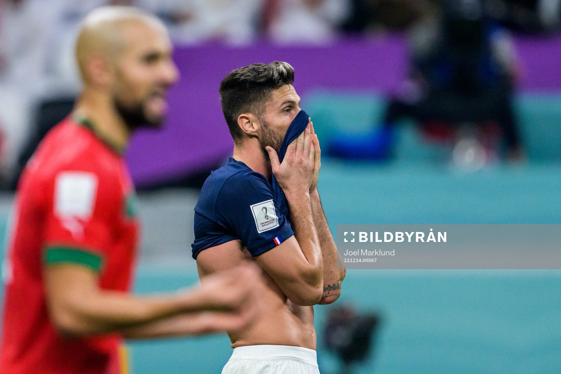 Olivier Giroud of France looks dejected