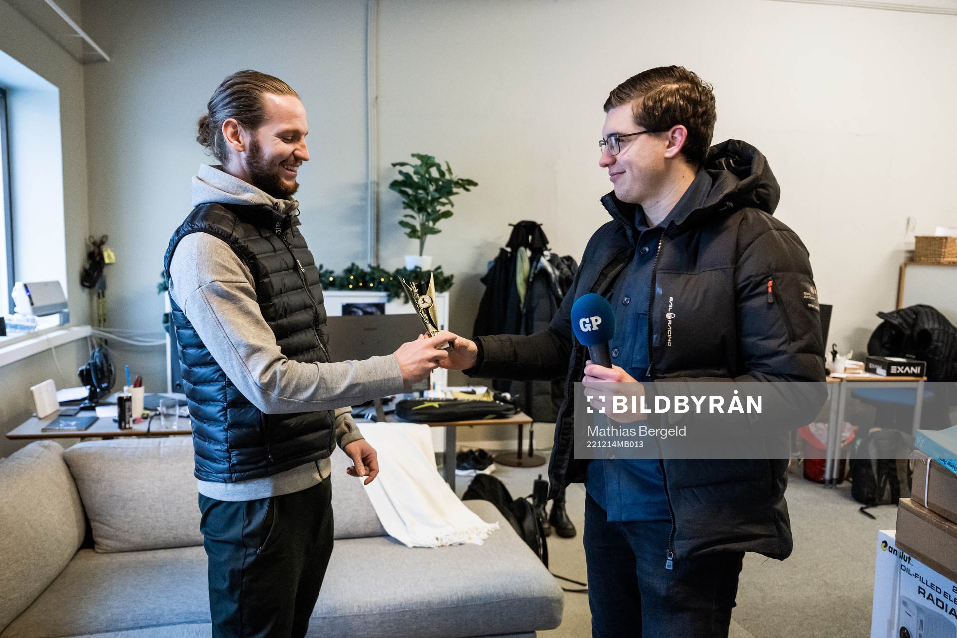 Ahlafors Daniel Tidstrand tar emot Göteborgs Postens pris