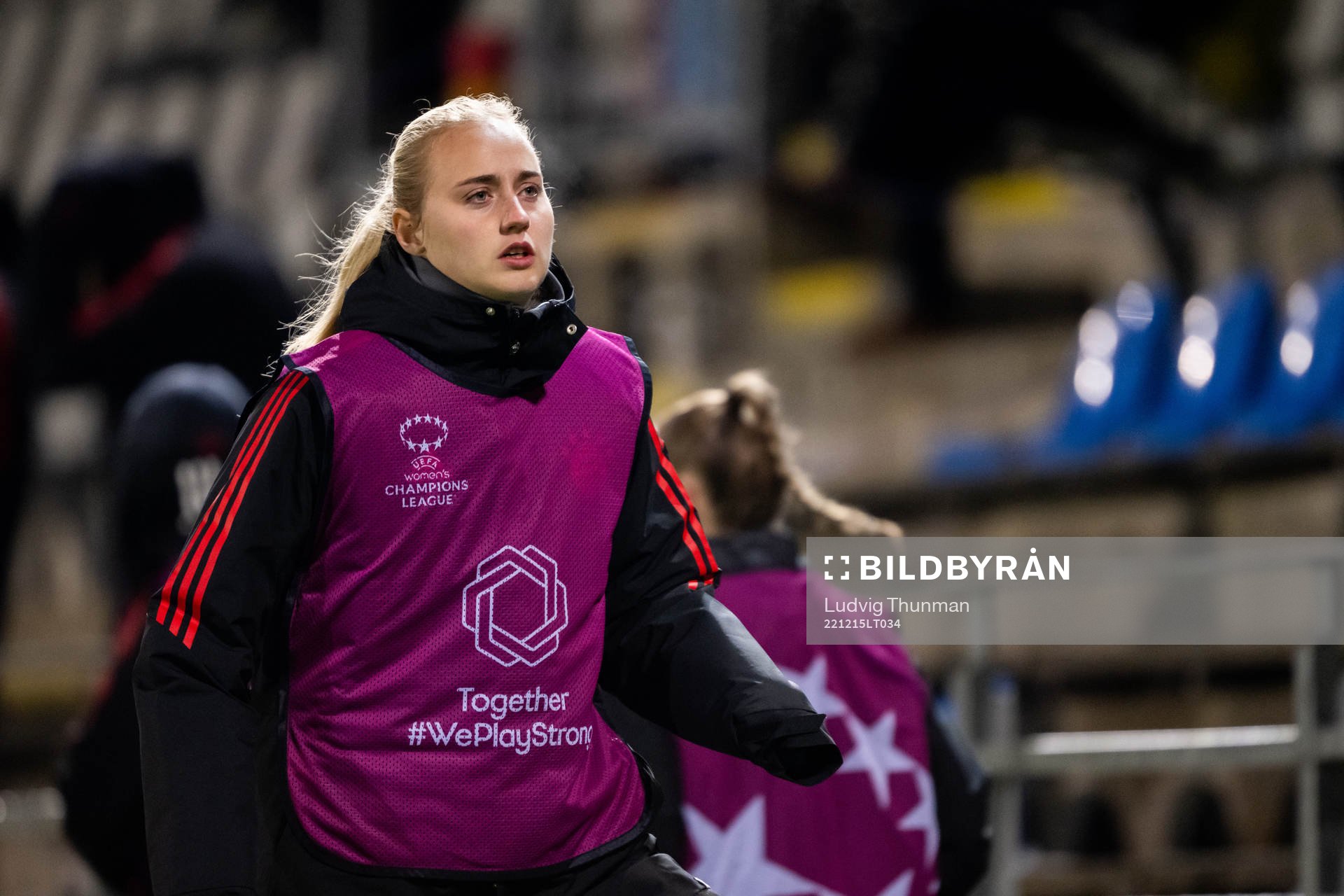 Emilie Bragstad of Bayern warms up
