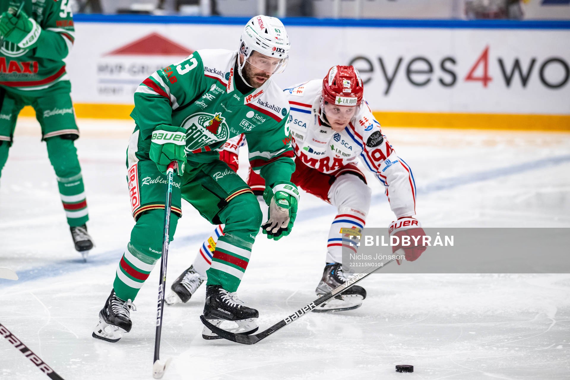Rögles Riley Sheen och Timrås Sebastian Hartmann