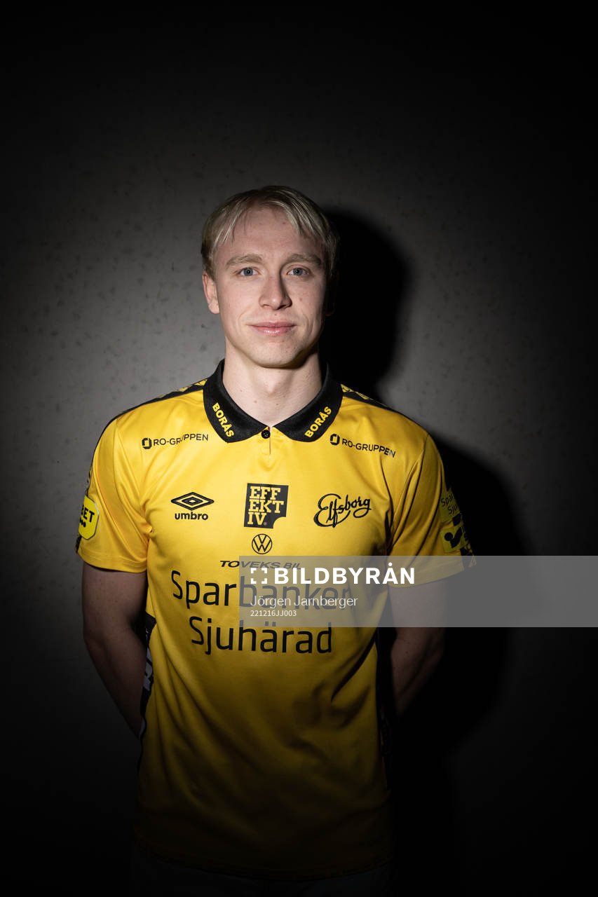 Elfsborgs nyförvärv André Boman poserar för fotografering den 16 december 2022 i Borås. 