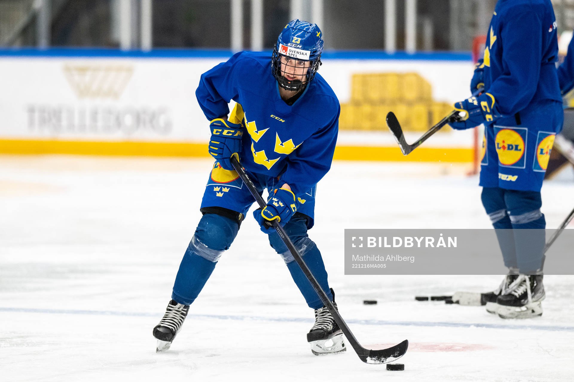 Julia Östlund of Sweden at a training session