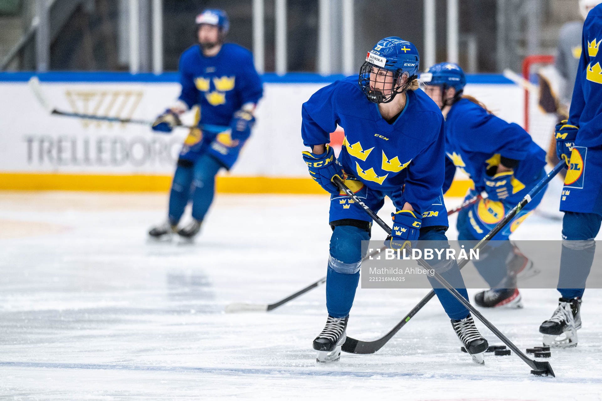 Julia Östlund of Sweden at a training session