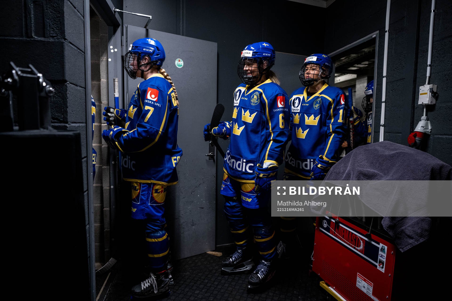 Emma Forsgren, Josefine Holmgren and Josefin Bouveng of