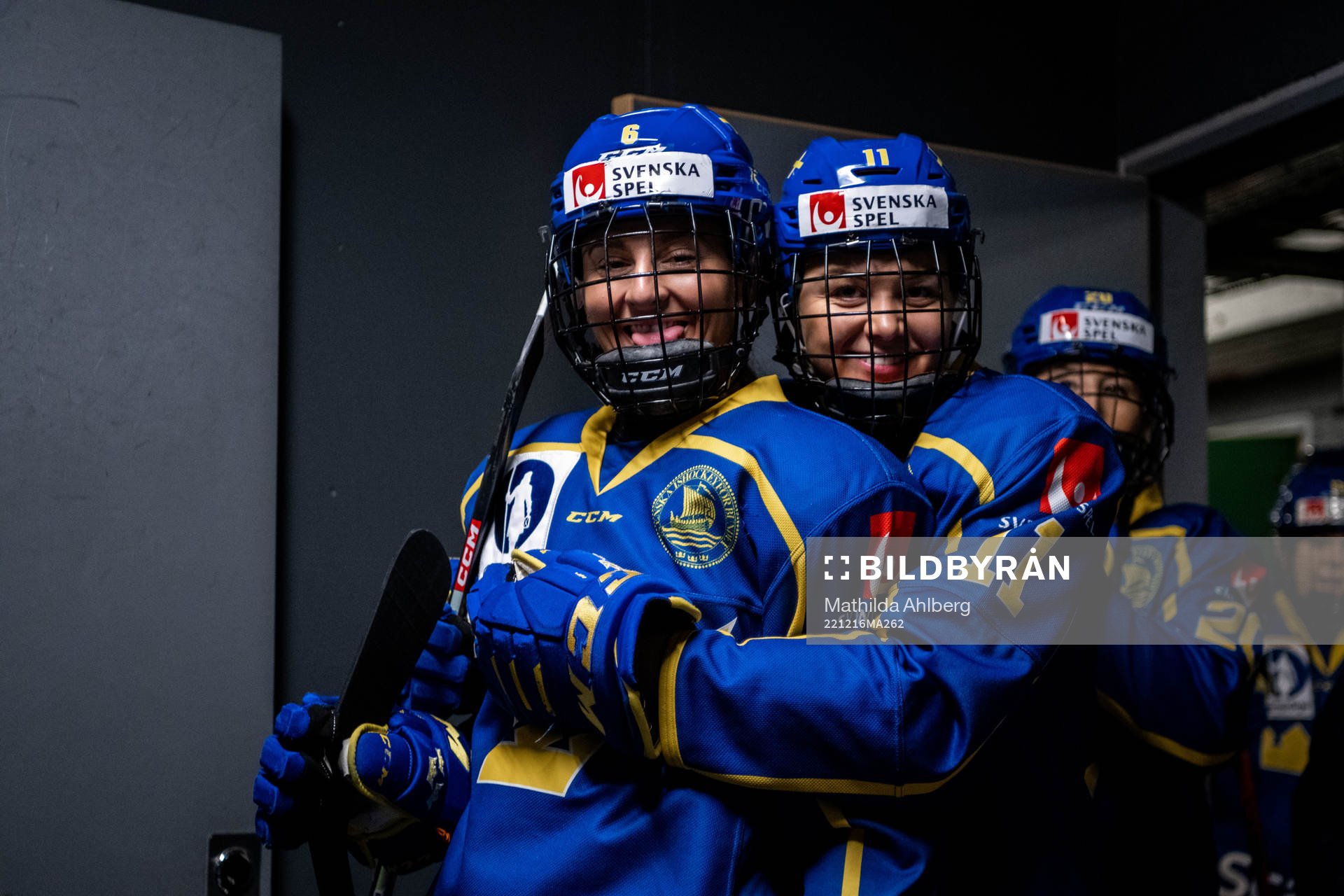 Josefine Holmgren and Josefin Bouveng of Sweden