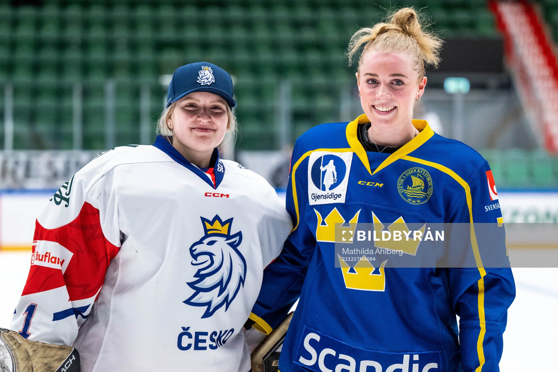 Goaltender Viktorie Svejdova of Czech Republic and Emma