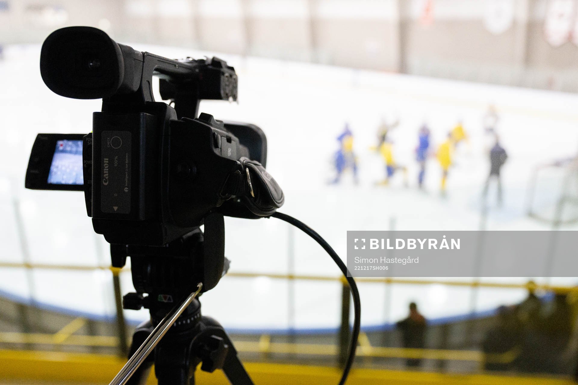 Video coach in the stands