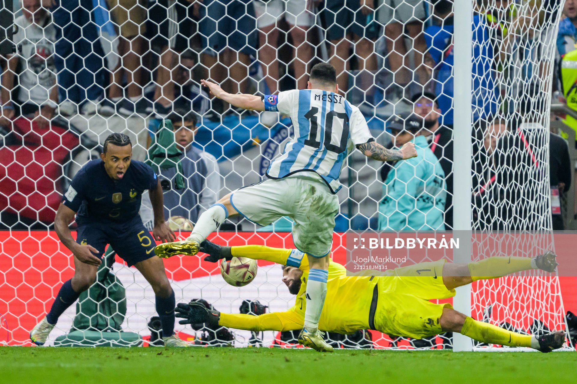 Lionel Messi of Argentina scores 3-2