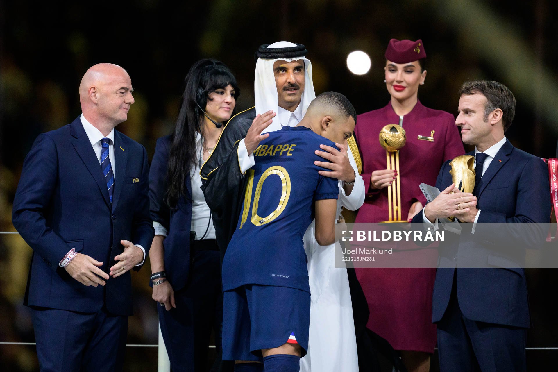 Kylian Mbappe of France and Tamim bin Hamad Al Thani, Emir