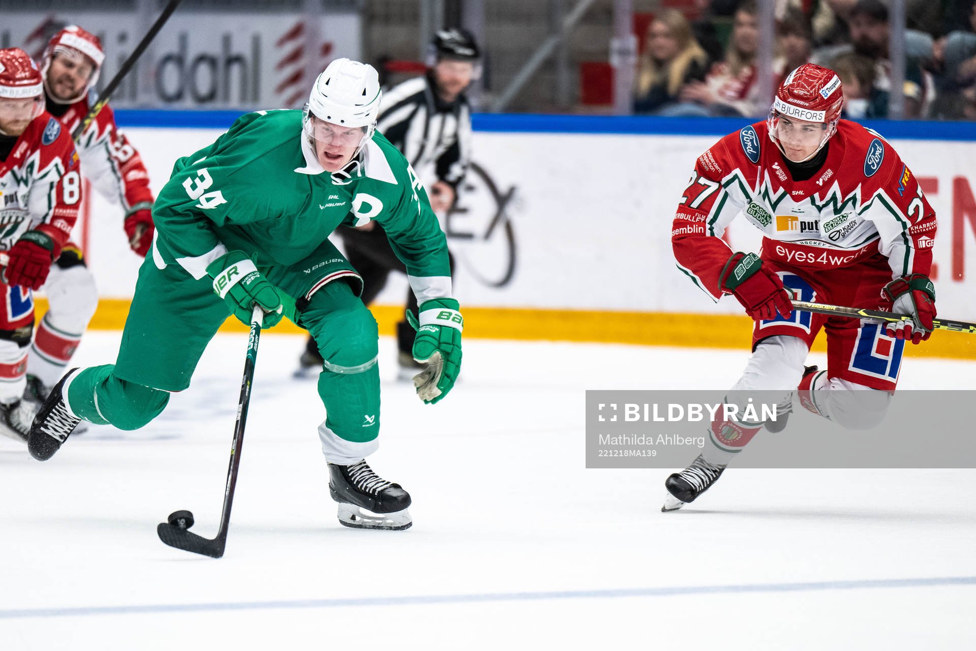 Rögles Adam Edström och Frölundas Jere Innala