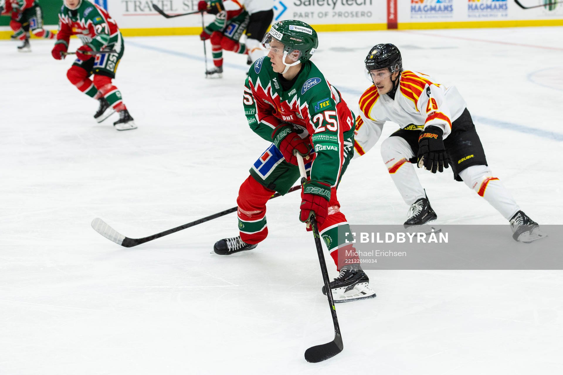 Frölundas Pontus Johansson och Brynäs Oscar Birgersson