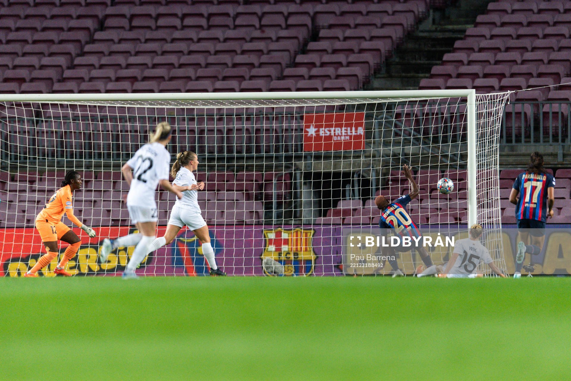 Asisat Oshoala of Barcelona scores 1-0 behind goalkeeper