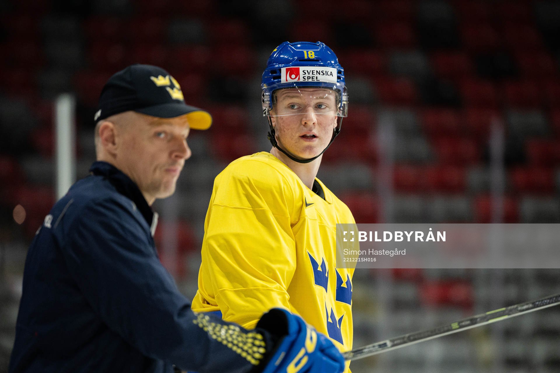 Magnus Hävelid, head coach and Filip Bystedt of Sweden