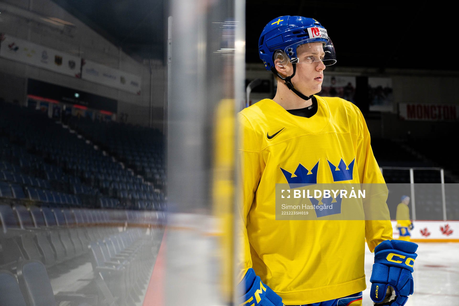 Elias Pettersson of Sweden