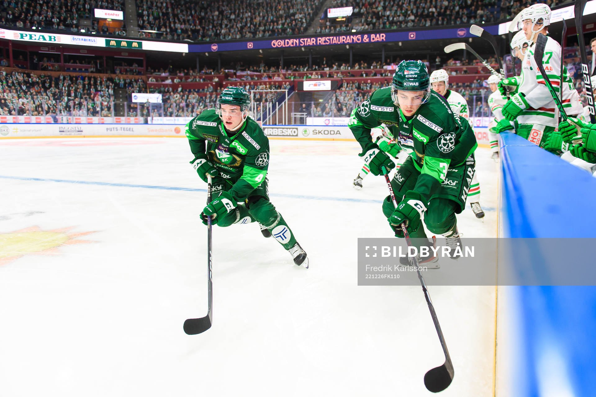 Färjestads Oscar Lawner och Jonathan Andersen