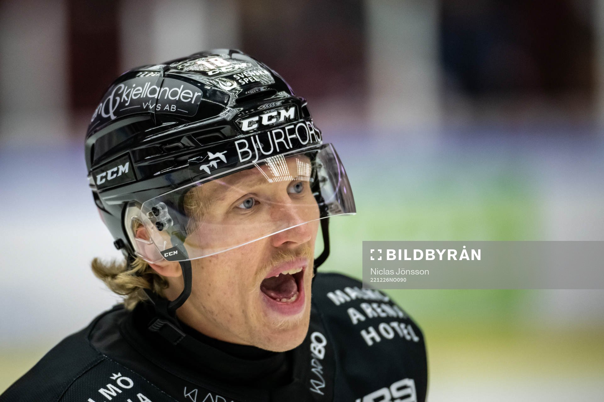 Malmö Redhawks Marcus Sylvegård reagerar