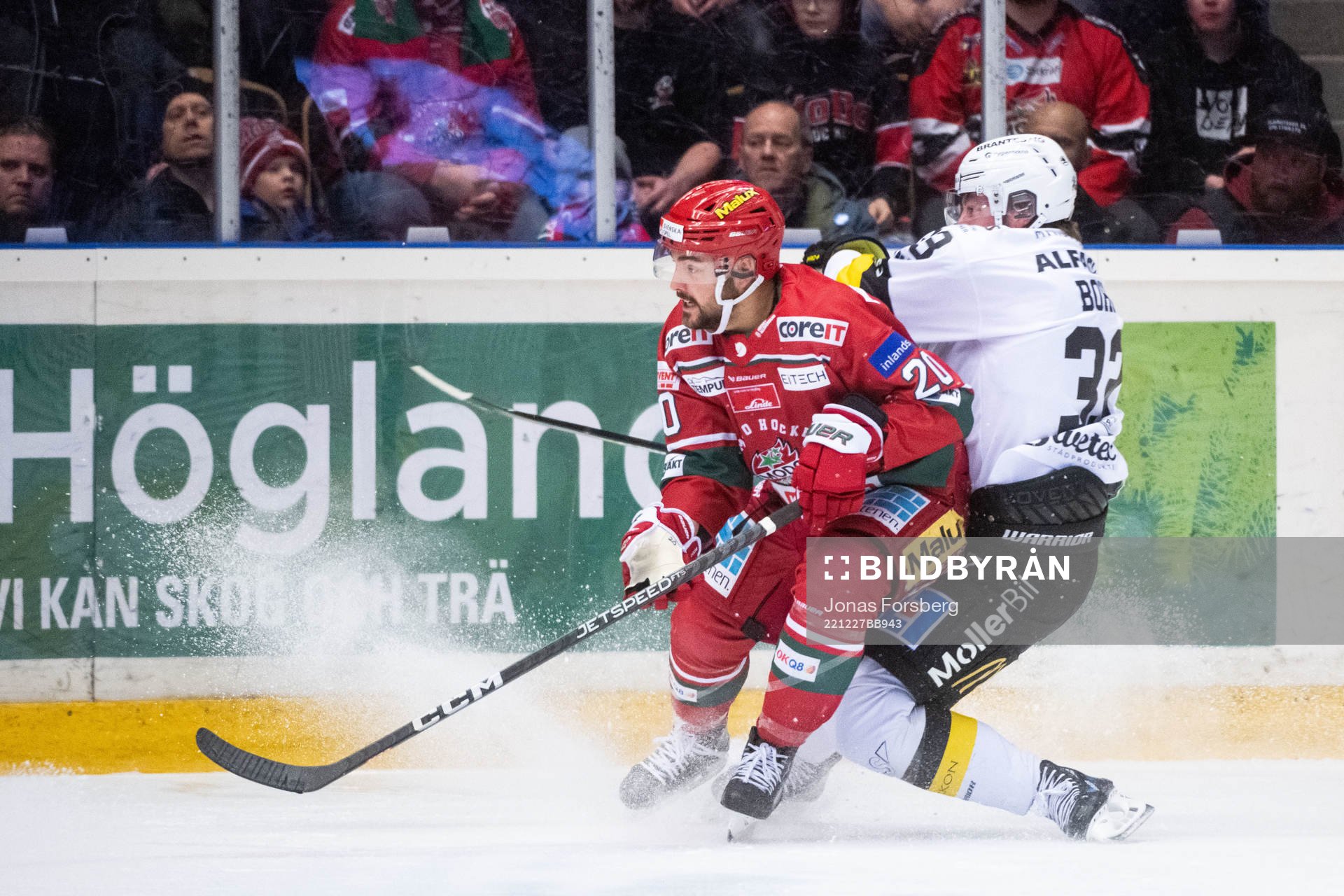 Modos Marcus Vela och Västerås Oliver Bohm