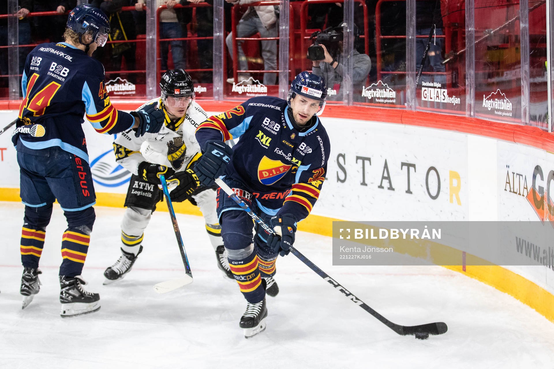 Djurgårdens Marcus Kruger och AIKs Christoffer Björk
