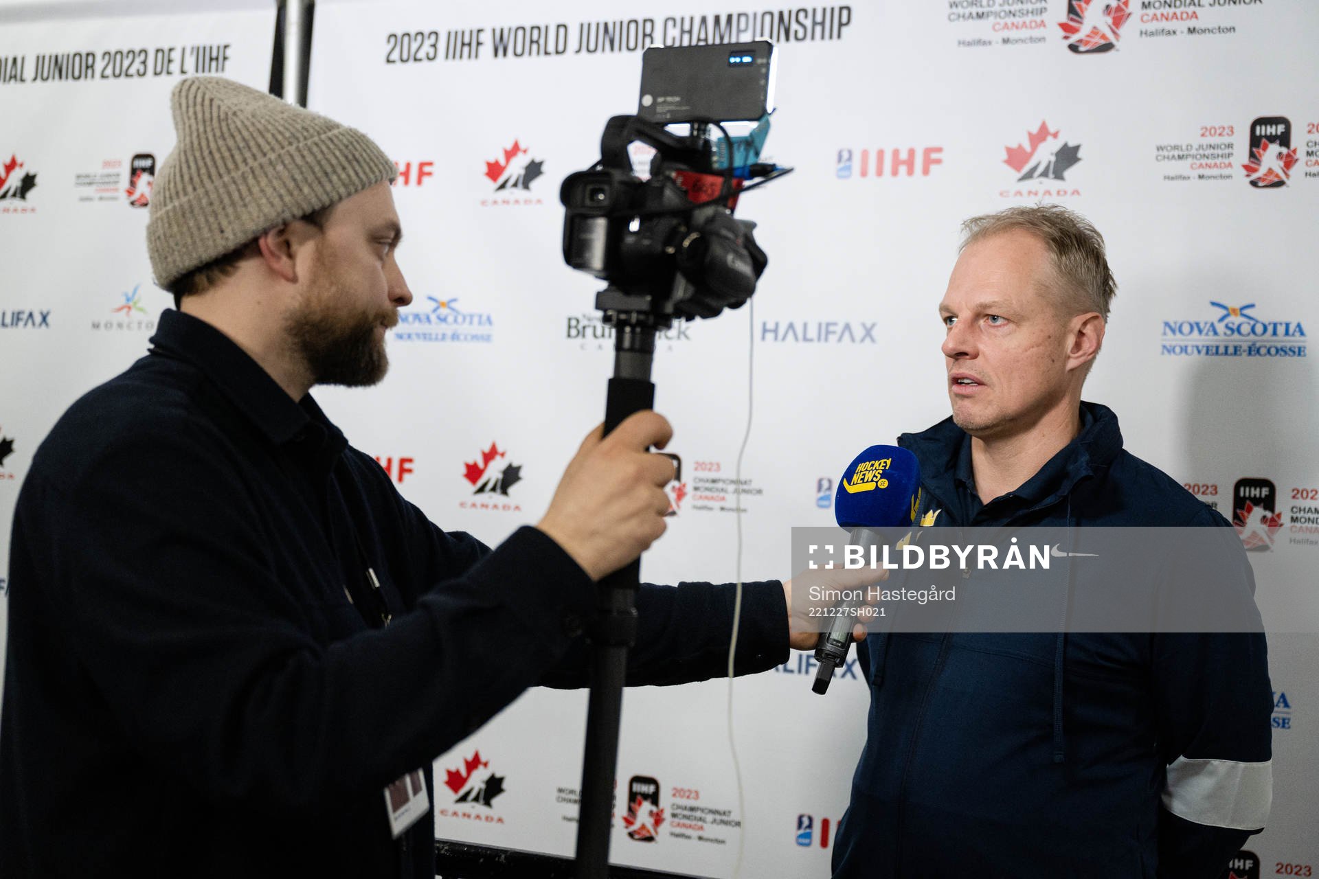 Henrik Sjöberg, reporter Hockeynews.se,  and Magnus