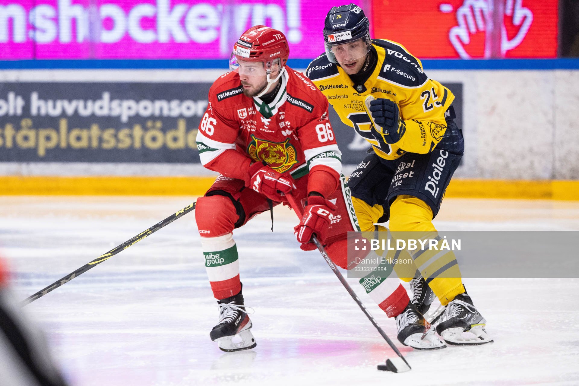 Moras Albin Grewe och Södertäljes Viktor Lang