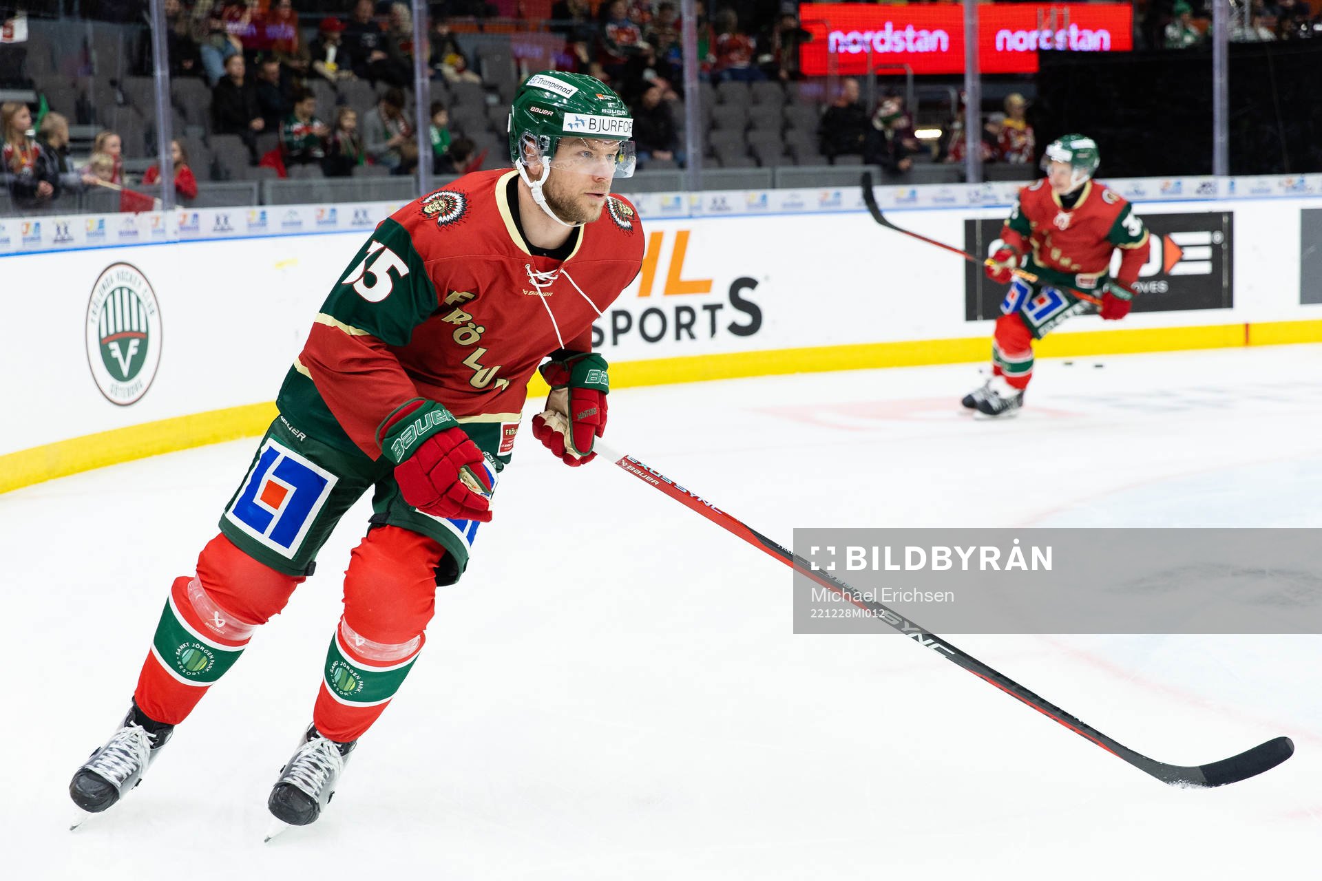 Frölundas Christian Folin med en specialdesignad tröja
