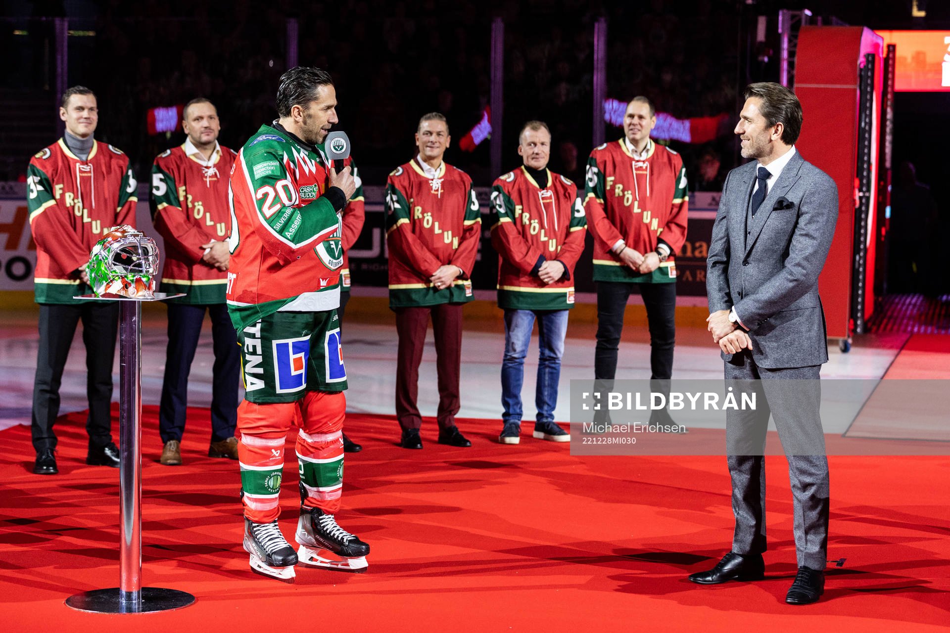 Frölundas Joel Lundqvist håller tal