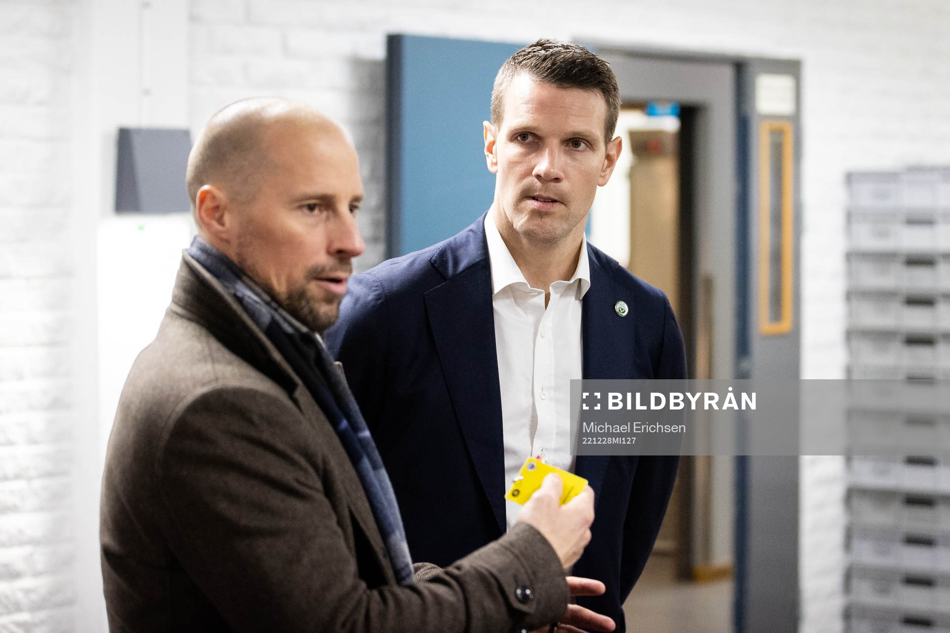 Rögles sportchef Chris Abbott och Frölundas sportchef