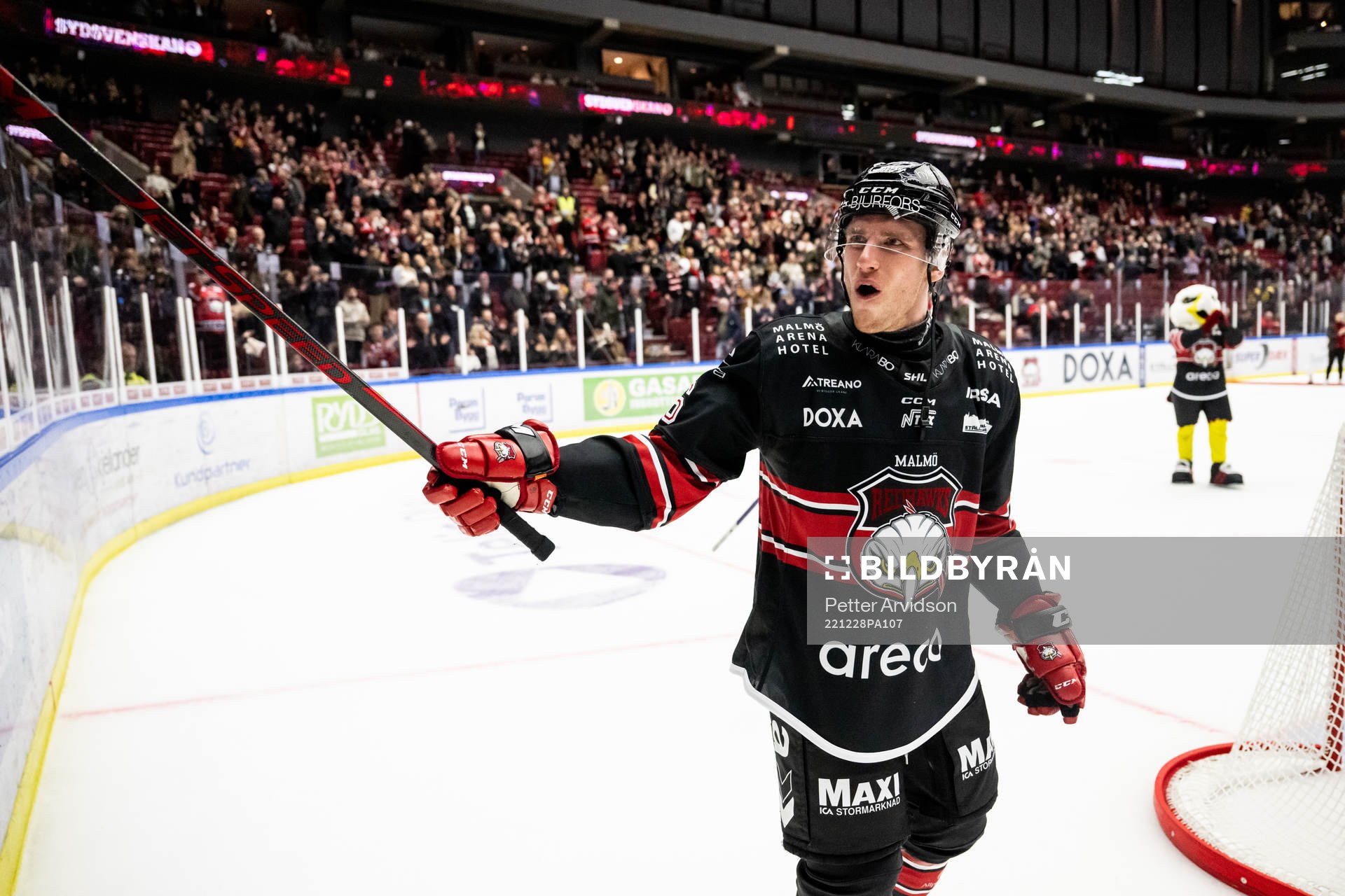 Malmö Redhawks Matias Lassen jublar