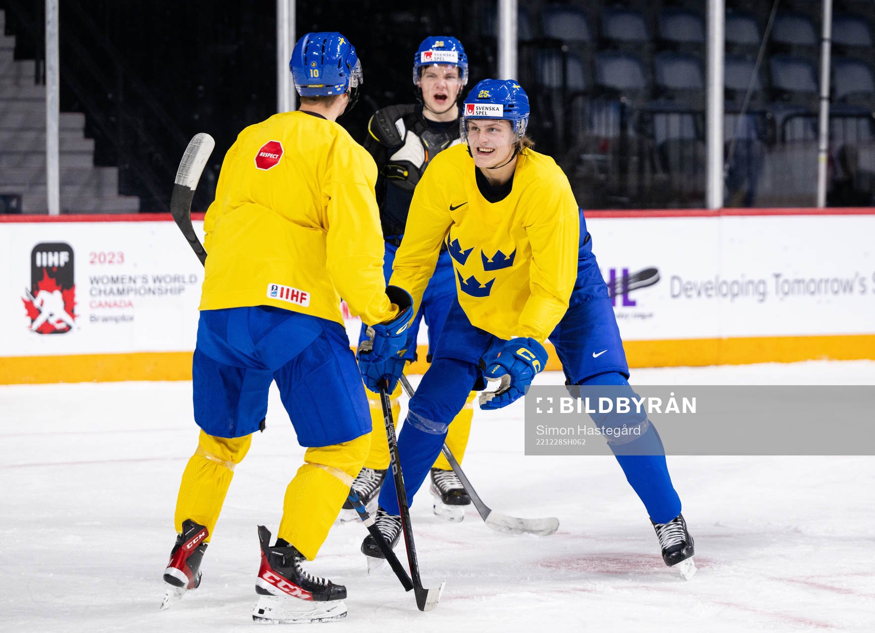 Milton Oscarson of Sweden