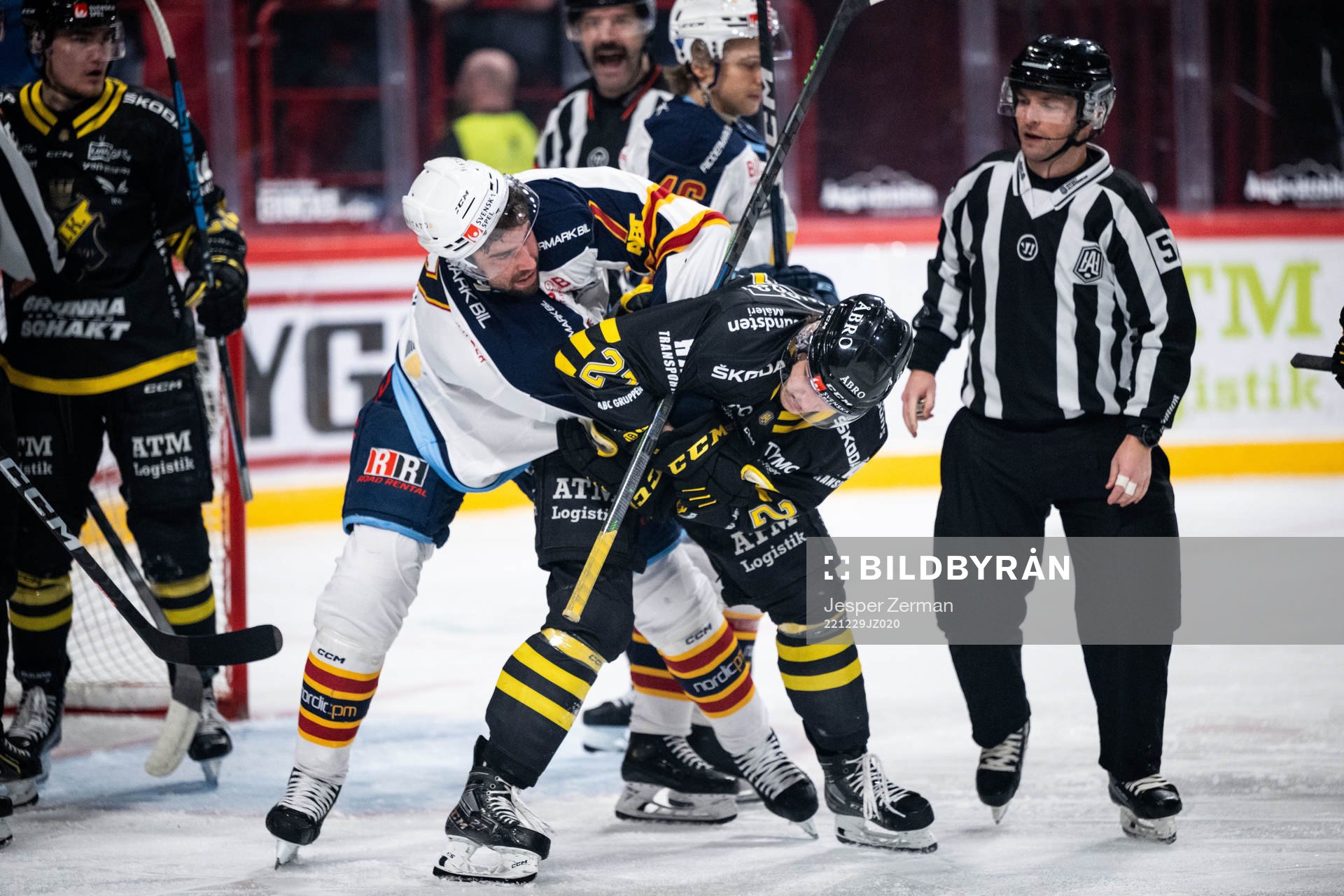 Djurgårdens Johan Alm och AIKs Maksim Semjonov