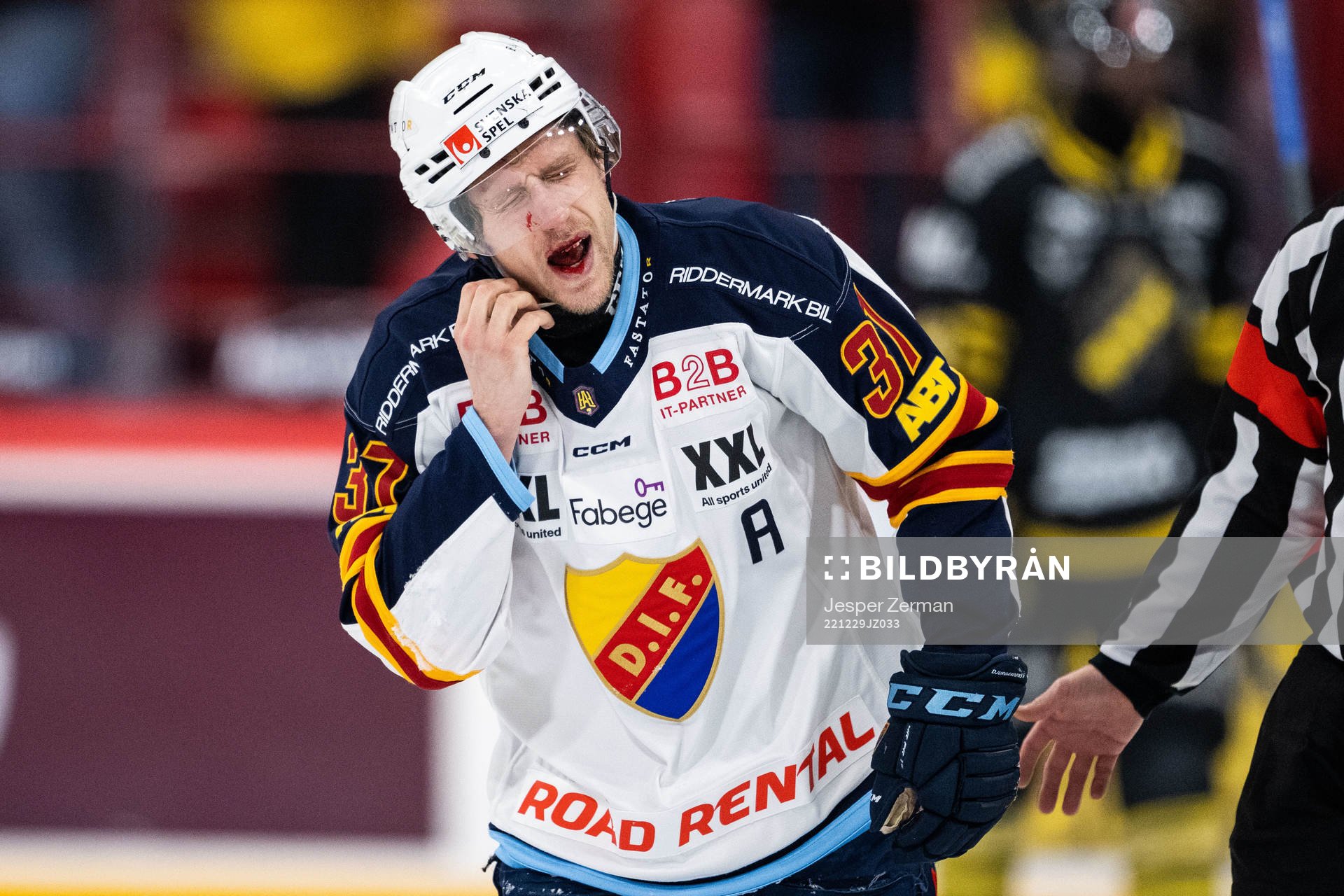 Djurgårdens John Norman har ont
