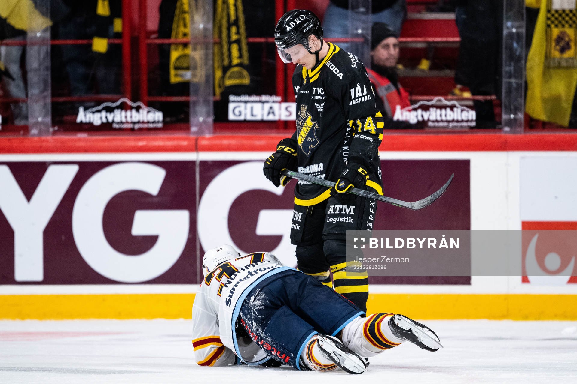 Djurgårdens John Norman och AIKs Oscar Öhman