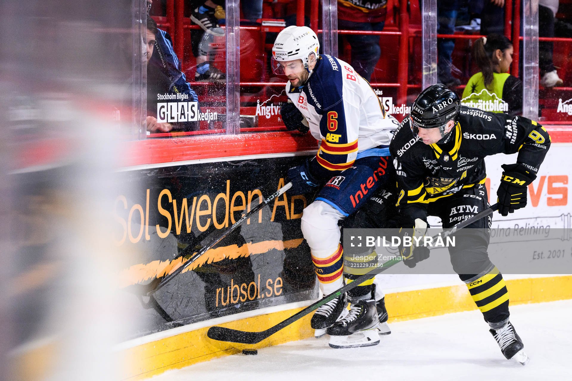 Djurgårdens Stefan Elliott och AIKs Richard Gynge