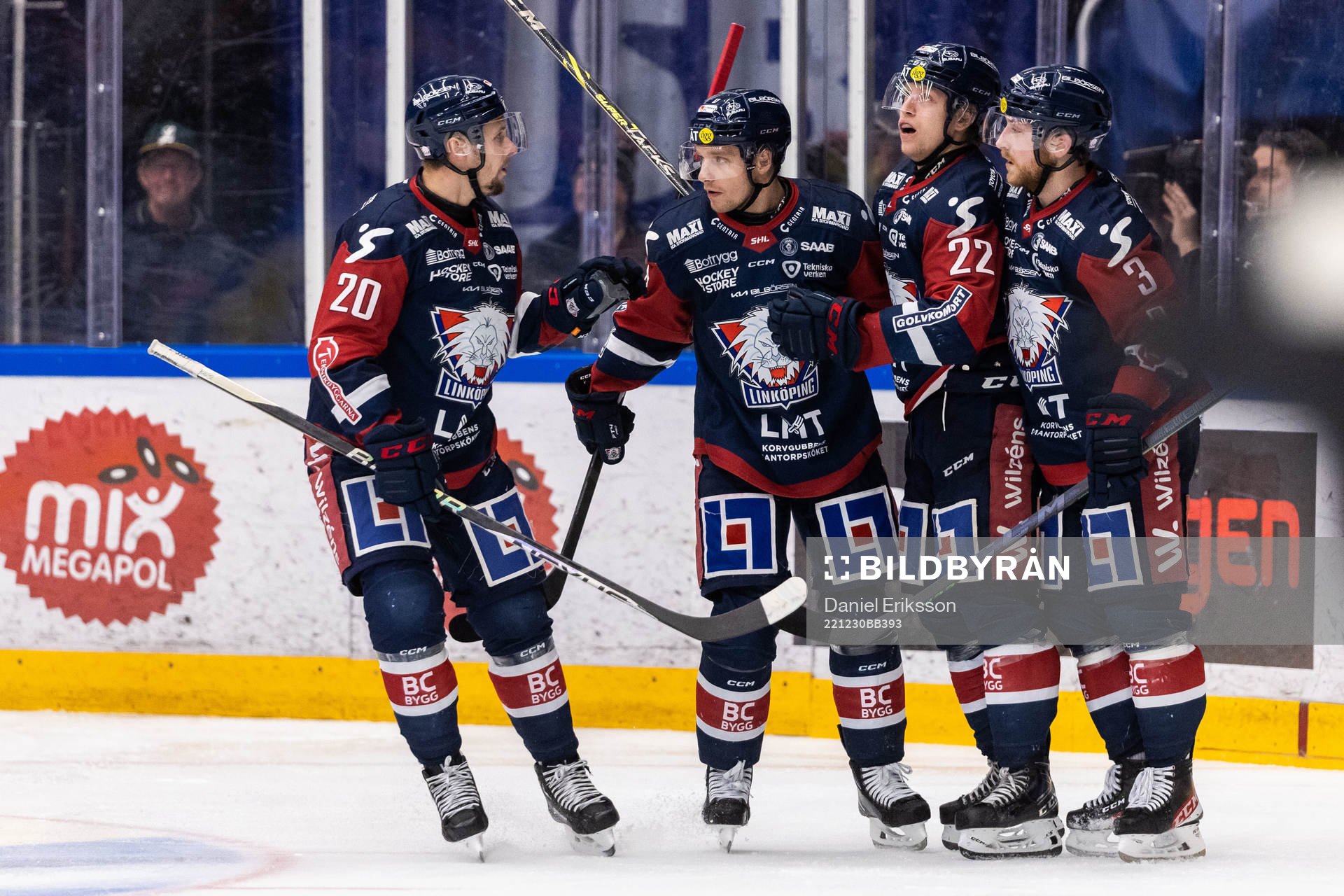 Linköpings Vilmos Gallo jublar