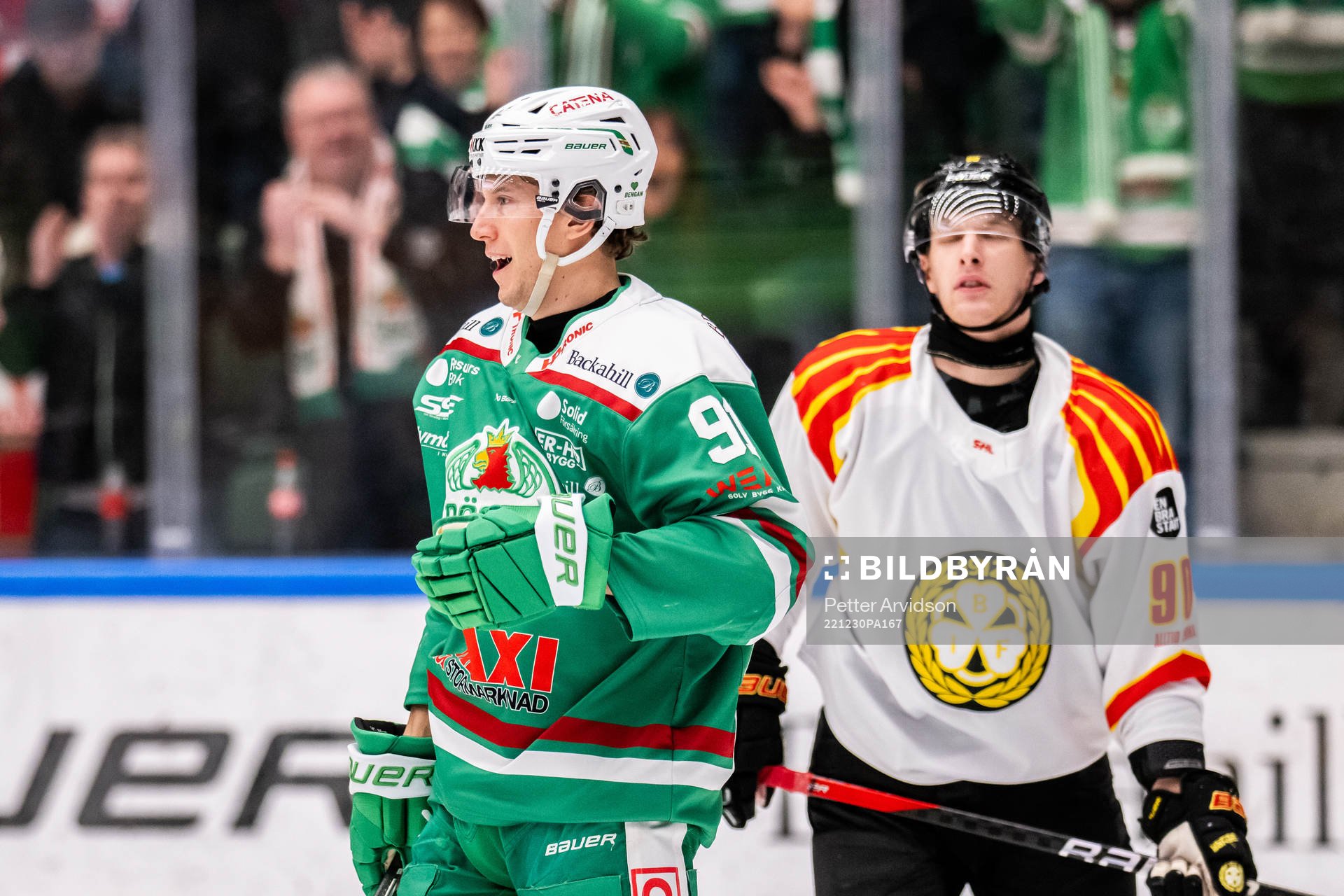 Rögles Adam Tambellini jublar