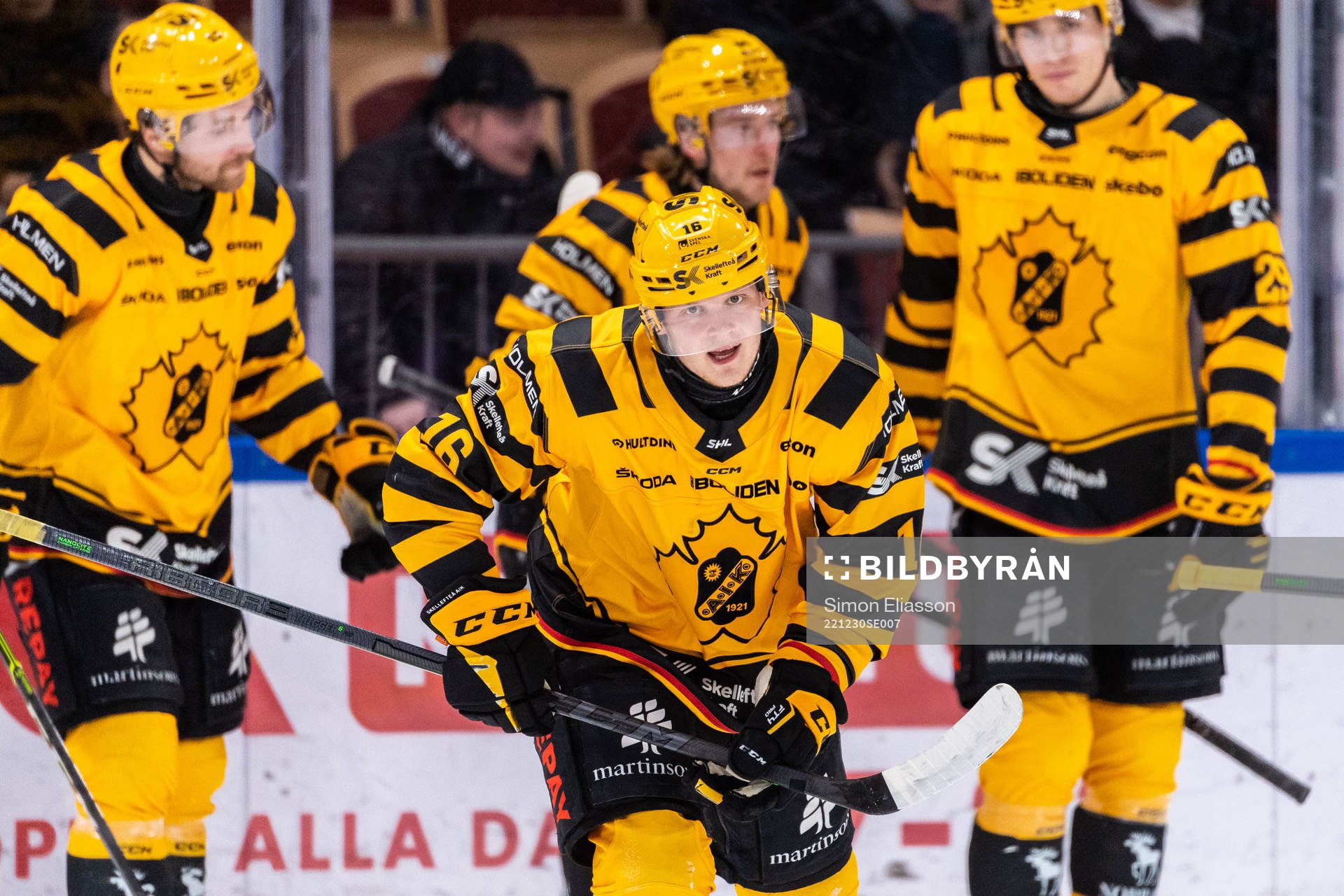 Skellefteås Linus Lindström jublar