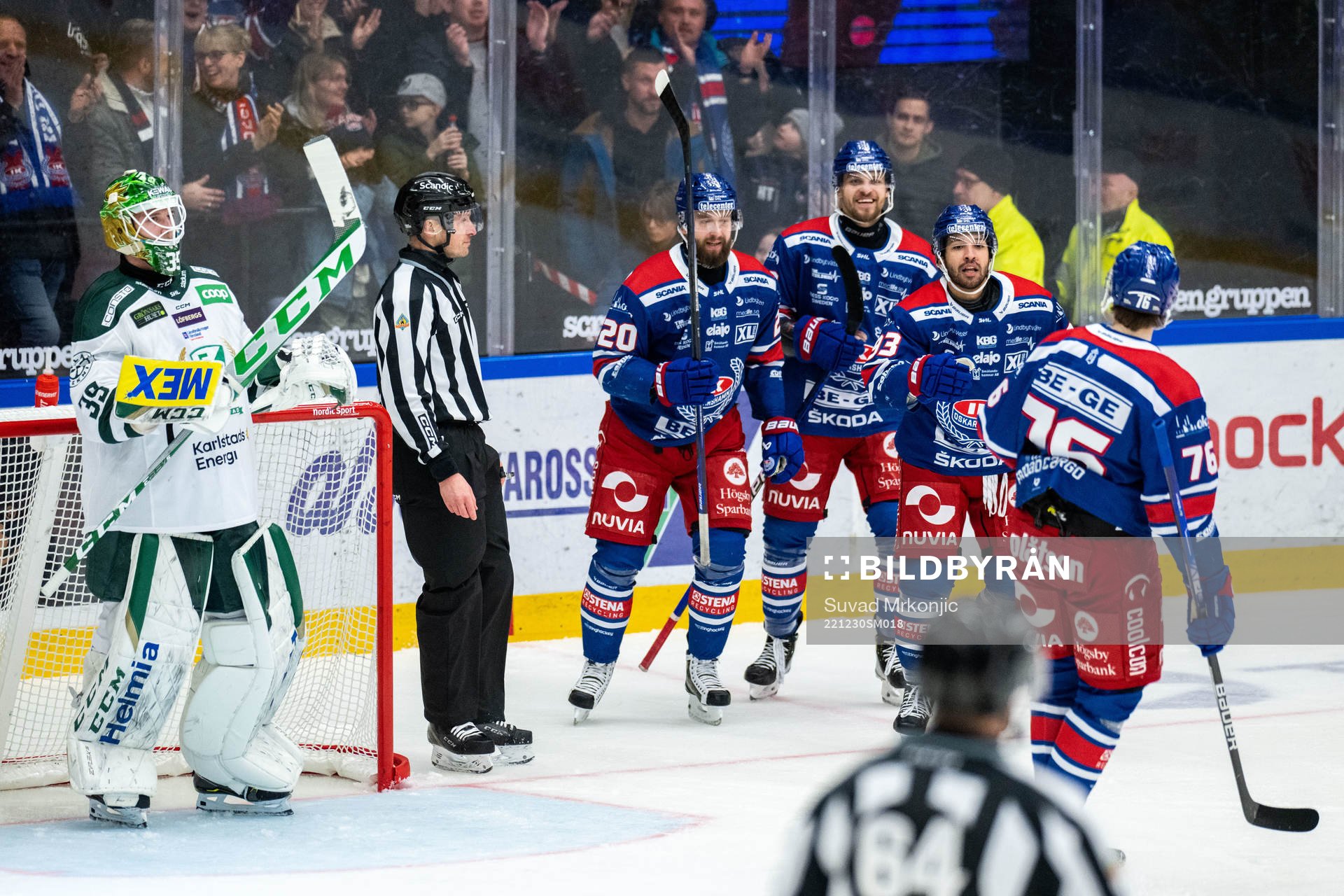 Oskarshamns Cameron Brace jublar med lagkamrater