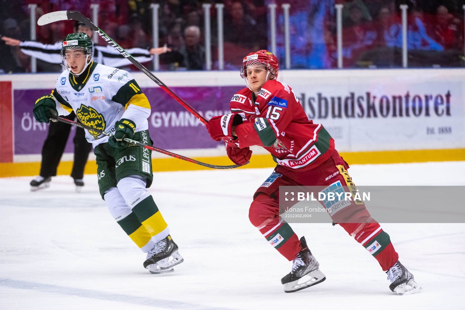 Björklövens Oliver Johansson och Modos Filip Svenningsson