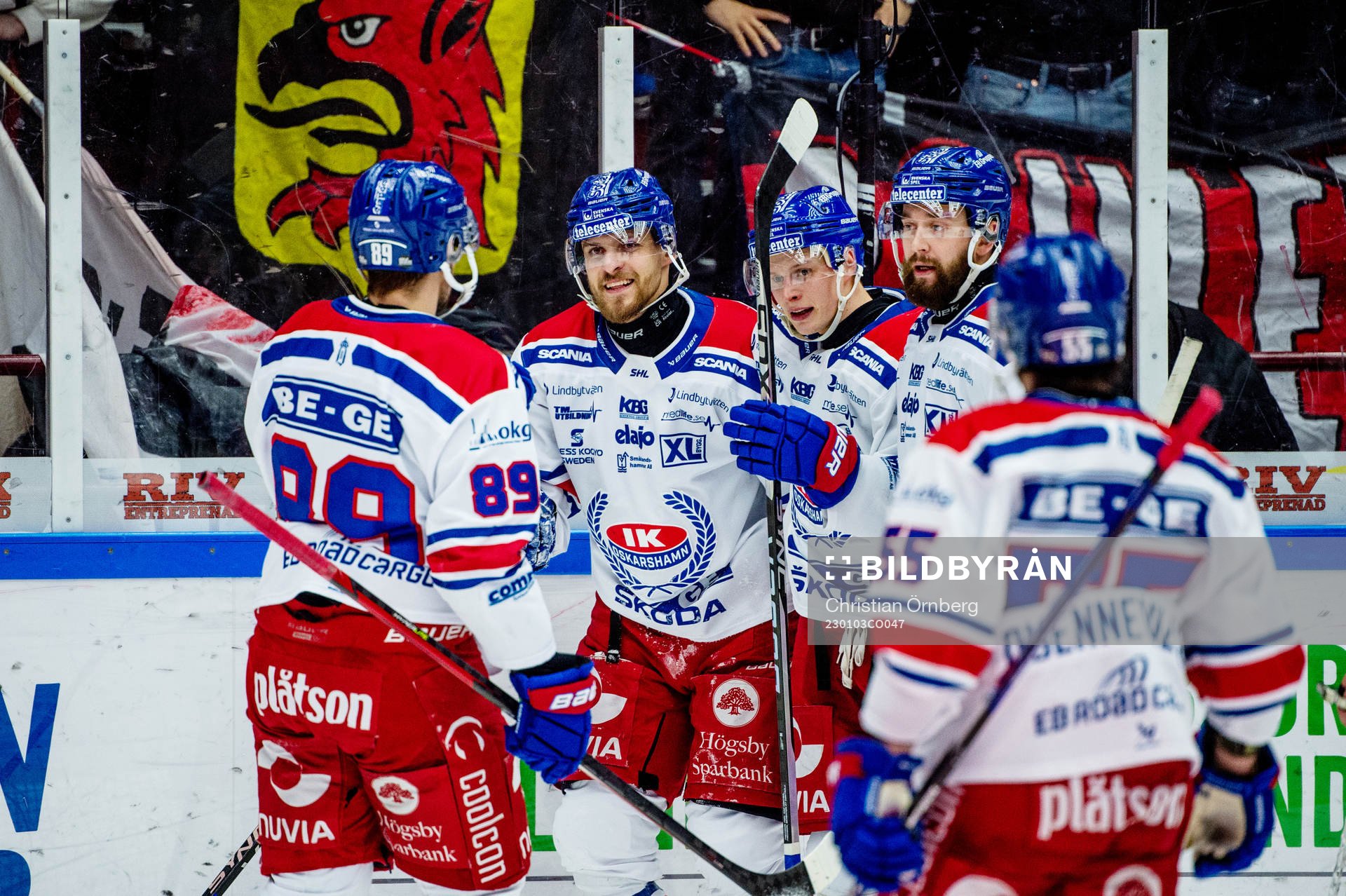 Oskarshamns Jiri Smejkal jublar med lagkamraterna