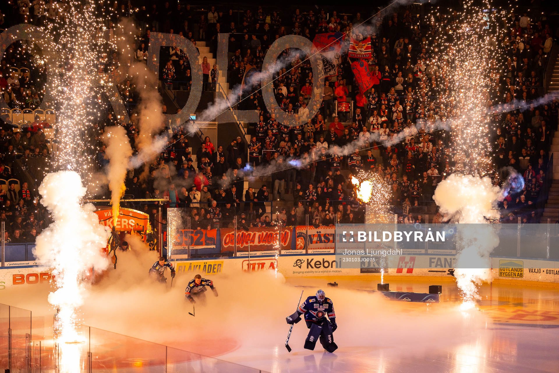 Växjös intro före ishockeymatchen i SHL mellan Växjö