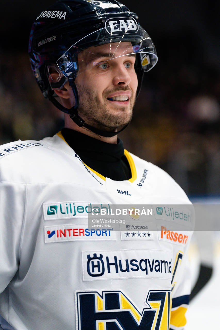 HV71s Niklas Hjalmarsson