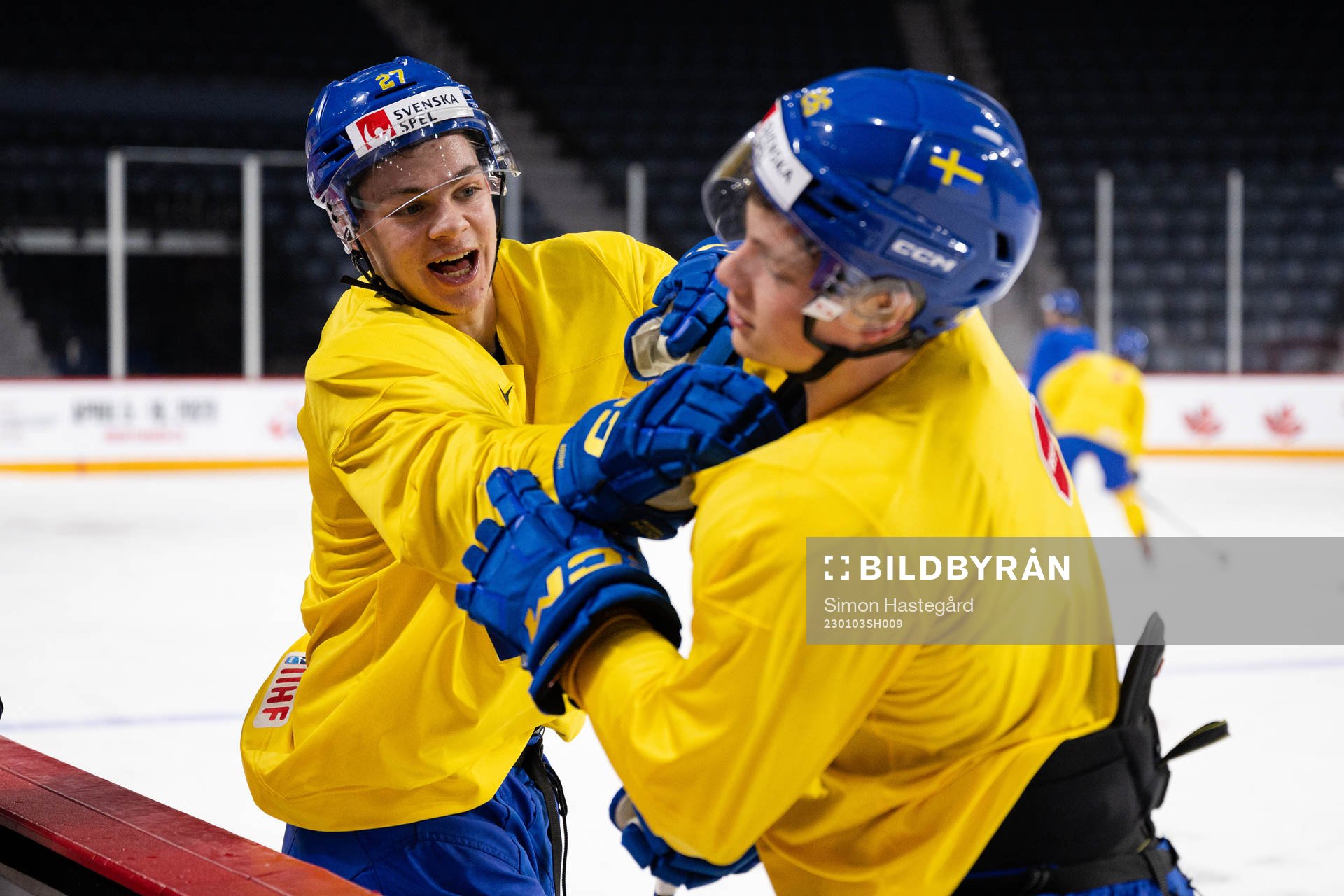 Oskar Pettersson and Victor Stjernborg of Sweden