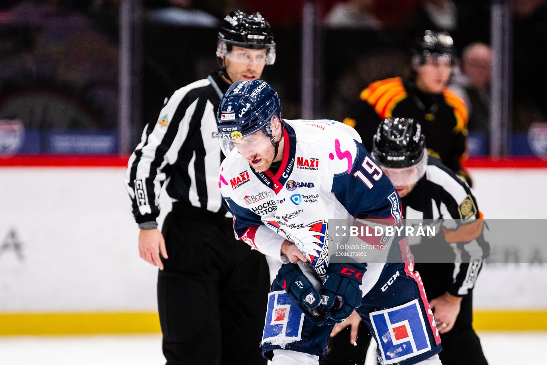Linköpings Patrick Russell har ont